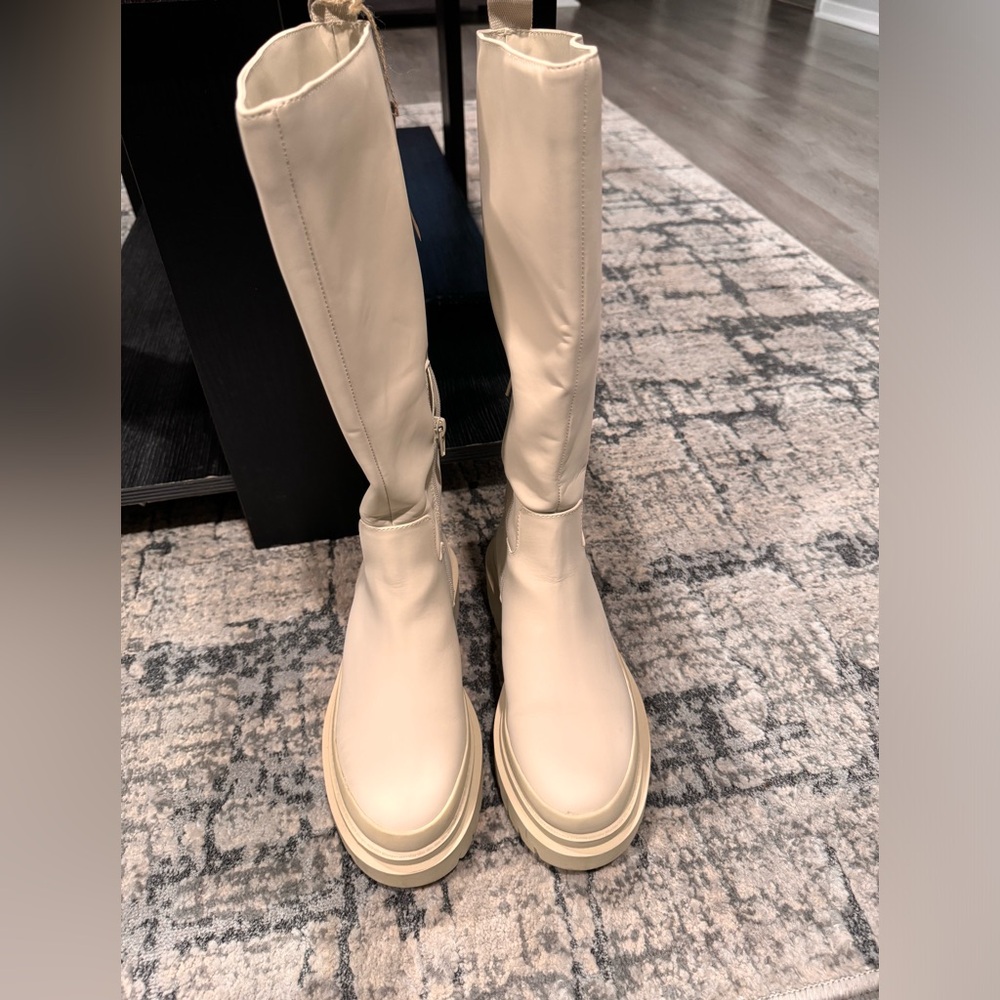 Steve Madden Lug Sole boots
